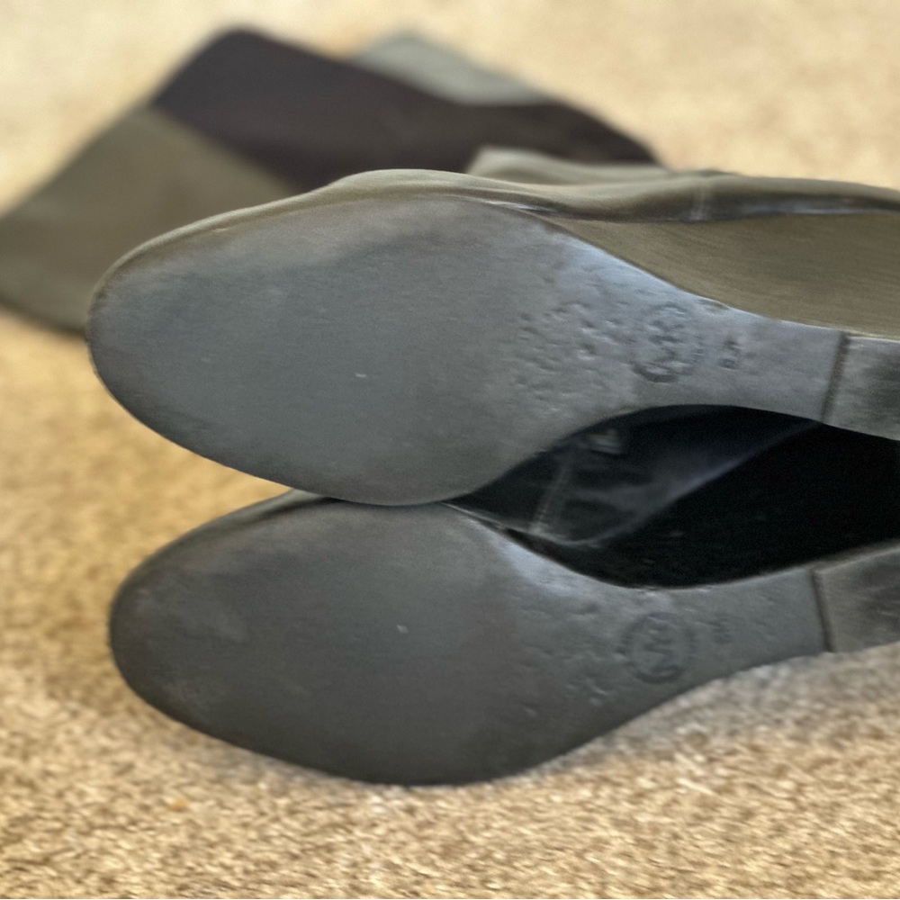 Michael Kors tall zip wedge boot size 8 - Picture 3 of 4